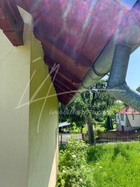 Provita de Sus, teren intravilan constructie, intabulata-ideal pentru renovare.